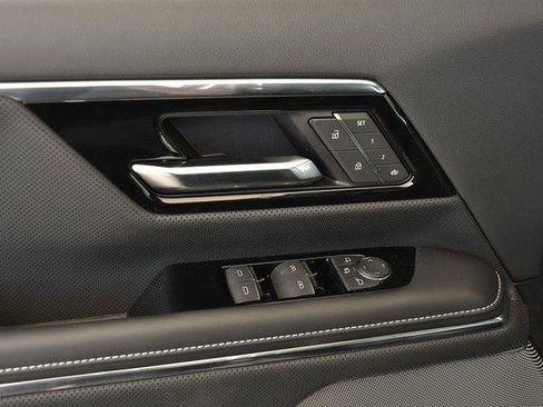 New 2025 GMC Sierra EV Denali image 25