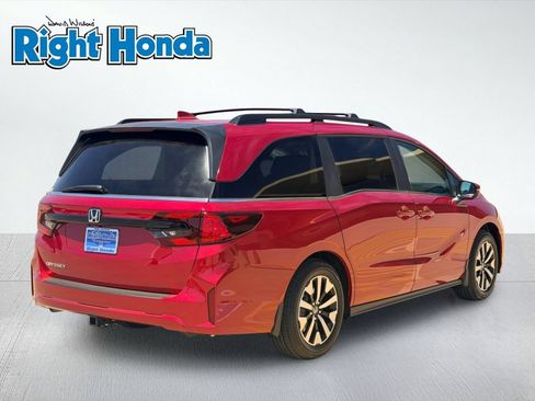 New 2026 Honda Odyssey EX-L image 7