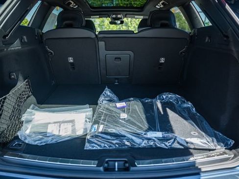 New 2026 Volvo XC60 B5 Ultra w/ Climate Package AWD/4WD image 11