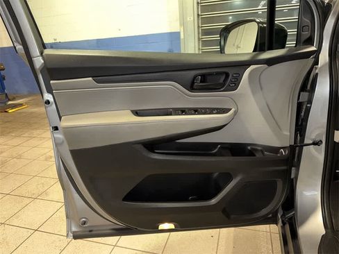 Used 2022 Honda Odyssey EX-L image 31