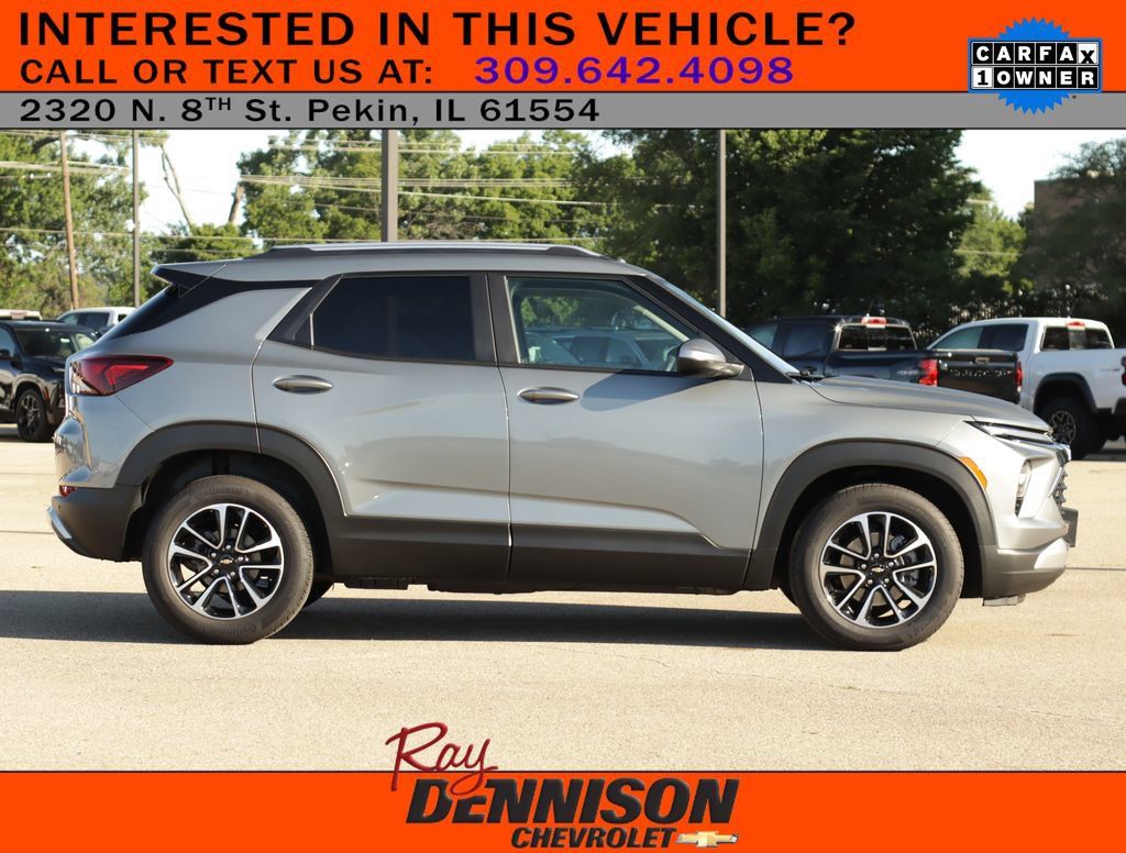 Used 2025 Chevrolet TrailBlazer LT w/ Convenience Package FWD image 8