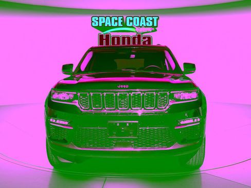Used 2024 Jeep Grand Cherokee Limited 4xe AWD/4WD image 8