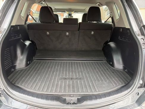 Used 2017 Toyota RAV4 XLE w/ Convenience Package image 31