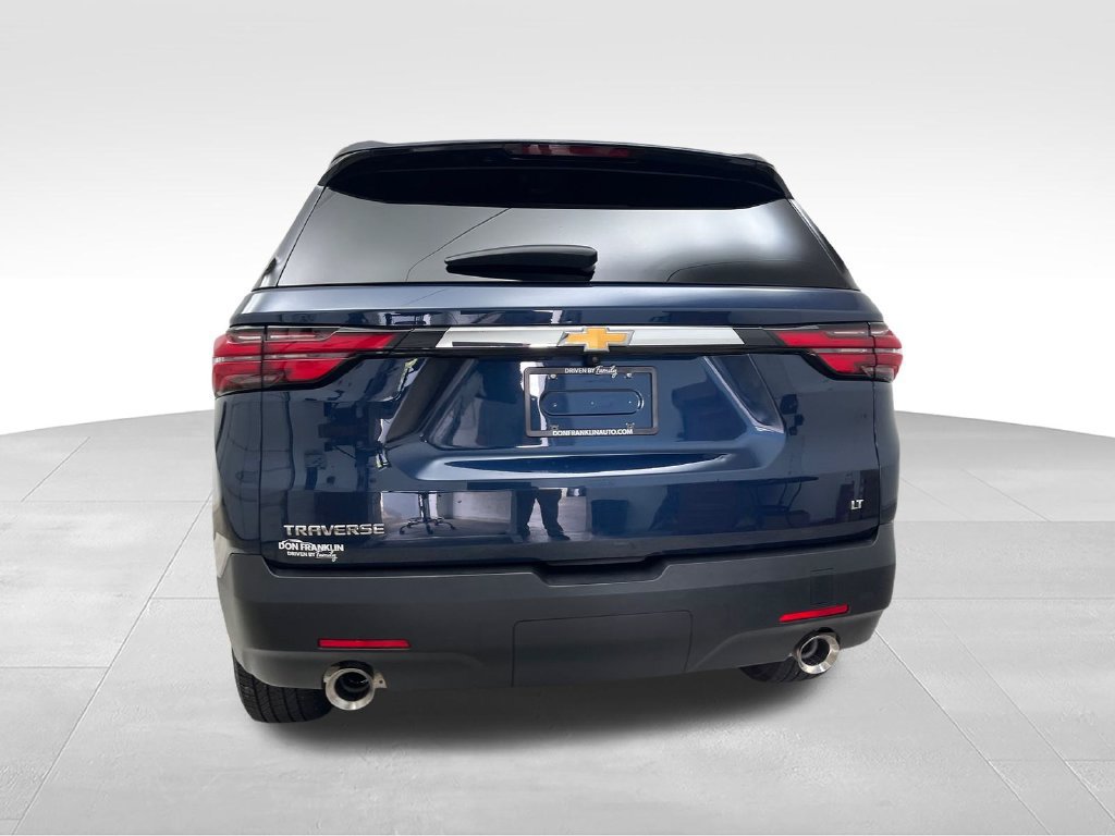 Used 2023 Chevrolet Traverse LT FWD image 4