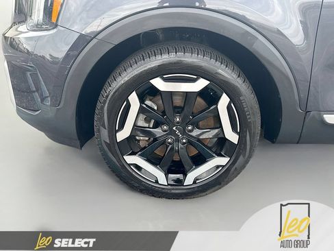 Used 2025 Kia Telluride S AWD/4WD image 35