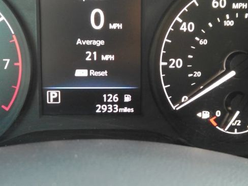 Used 2025 Nissan Altima 2.5 S FWD image 34