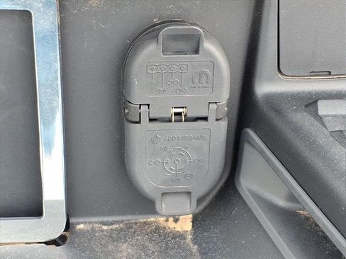 Used 2020 RAM 1500 Laramie image 14