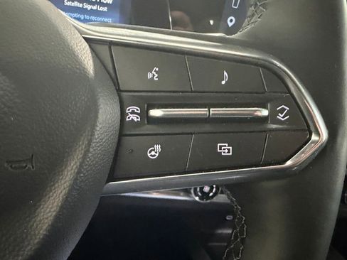 Used 2026 Chevrolet Equinox LT w/ Safety and Technology Package FWD image 20