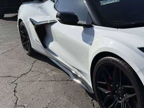 Used 2024 Chevrolet Corvette Z06 w/ Stealth Interior Trim Package image 20