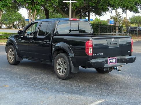 Used 2021 Nissan Frontier SV RWD image 7