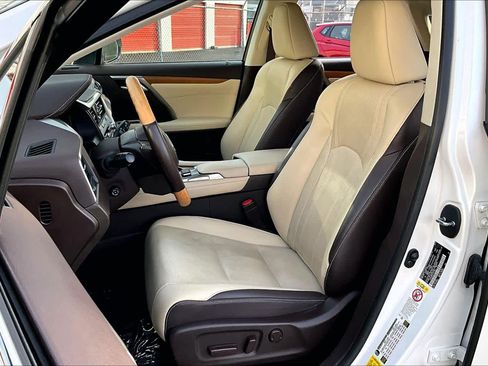 Used 2019 Lexus RX 350 AWD w/ Navigation Package image 8