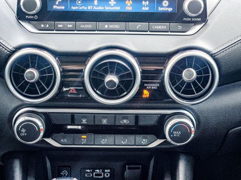 Used 2024 Nissan Sentra SV image 18