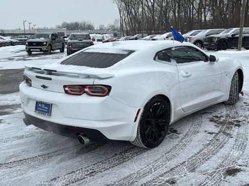 Used 2021 Chevrolet Camaro SS image 4