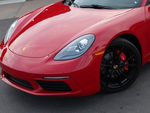 Used 2017 Porsche 718 Boxster S RWD image 6