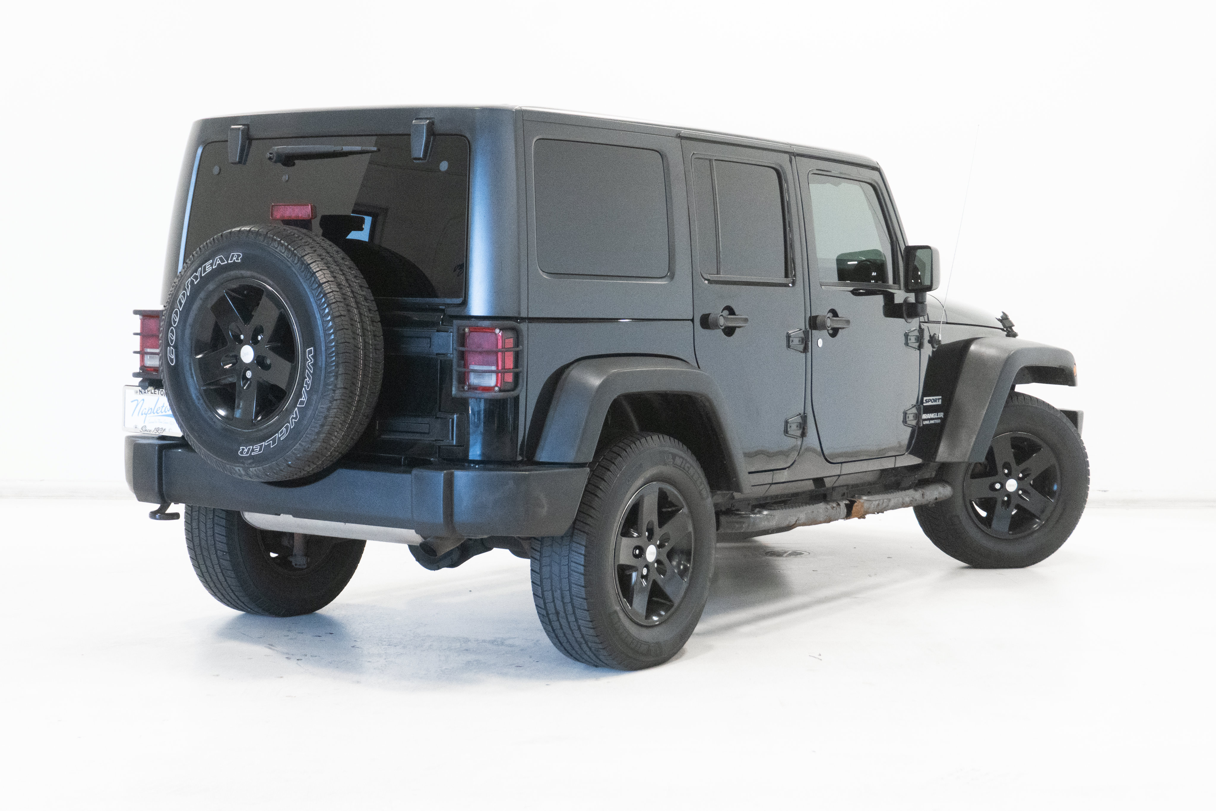 Used 2015 Jeep Wrangler Unlimited Sport w/ Quick Order Package 24S AWD/4WD image 24