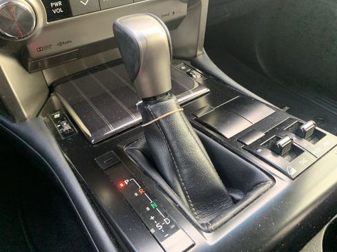 Used 2020 Lexus GX 460 Premium image 22