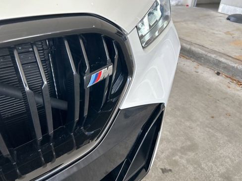 Used 2024 BMW X6 M60i w/ Climate Comfort Package image 15