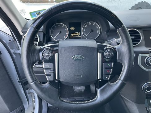 Used 2016 Land Rover LR4 HSE LUX image 21