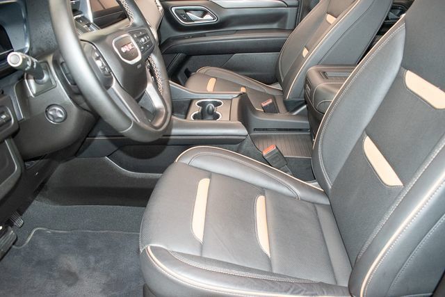 Used 2024 GMC Yukon AT4 w/ AT4 Premium Package AWD/4WD image 22