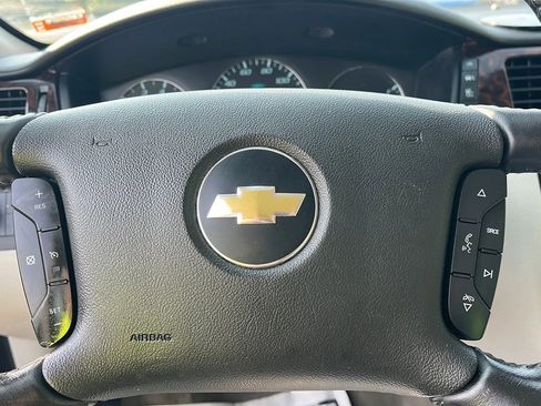 Used 2012 Chevrolet Impala LTZ image 15