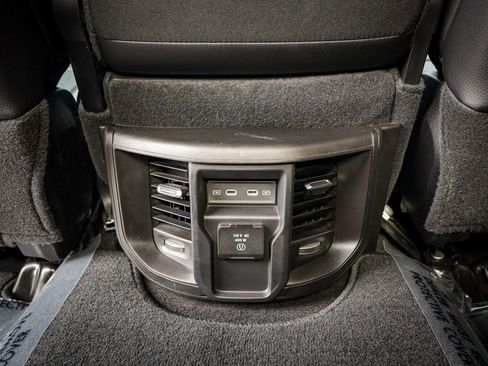 Used 2026 RAM 2500 Laramie AWD/4WD image 32