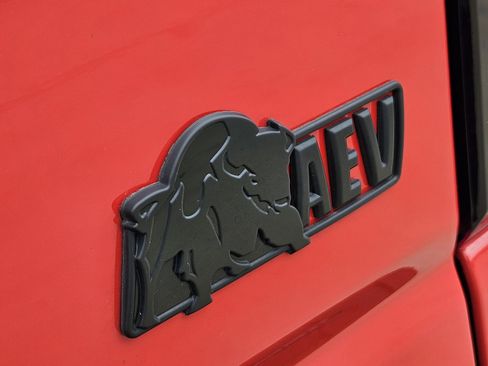 Certified 2025 Chevrolet Silverado 2500 ZR2 w/ ZR2 Bison Edition AWD/4WD image 17