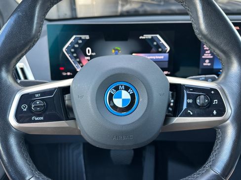 Used 2022 BMW iX xDrive50 w/ Premium Package AWD/4WD image 23