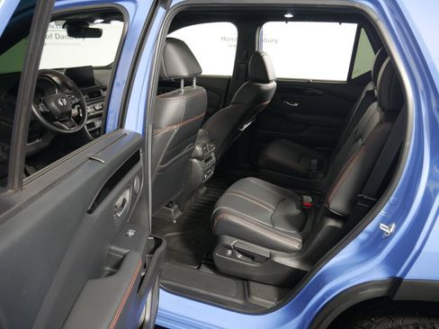 Used 2024 Honda Pilot TrailSport image 16