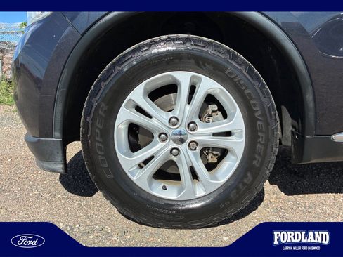 Used 2013 Dodge Durango SXT w/ Trailer Tow Group IV AWD/4WD image 26