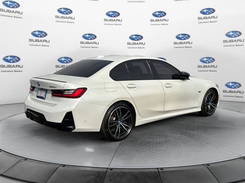 Used 2023 BMW 330e xDrive w/ M Sport Package AWD/4WD image 5