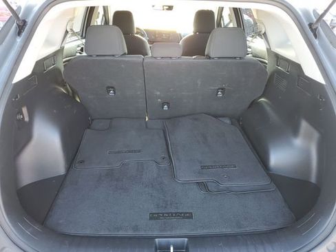 Used 2023 Kia Sportage LX image 28