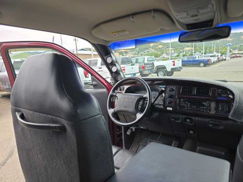 Used 2001 Dodge Ram 2500 Truck 2WD Quad Cab image 12