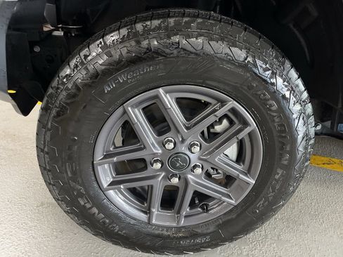 Used 2025 Jeep Wrangler Sport AWD/4WD image 6