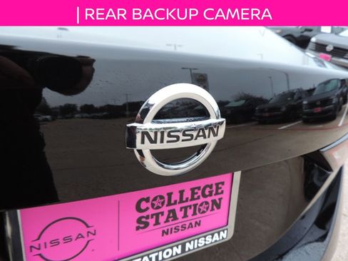 Used 2023 Nissan Sentra SV w/ Trunk Package image 11
