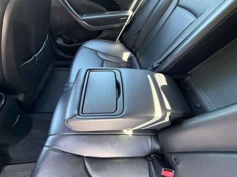 Used 2014 Hyundai Azera Limited w/ Option Group 02 FWD image 35