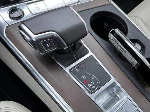Used 2025 Audi A6 Premium Plus w/ Premium Plus Package image 26