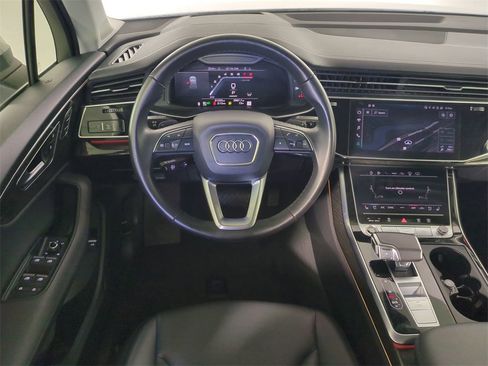 Used 2023 Audi Q7 3.0T Prestige image 19