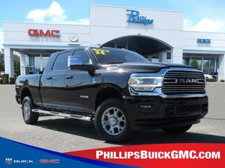 Used 2024 RAM 3500 Laramie video 1