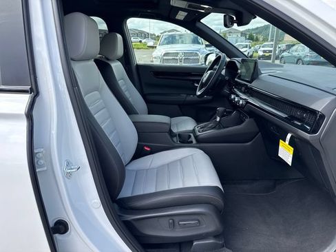 Used 2026 Honda CR-V Sport Touring image 10