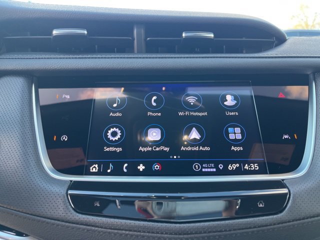 New 2025 Cadillac XT6 Luxury FWD image 28