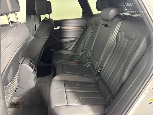 Used 2024 Audi Q5 e Premium Plus w/ Premium Plus Package AWD/4WD image 29