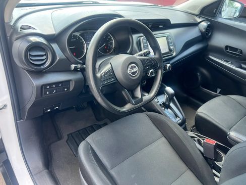 Used 2023 Nissan Kicks S FWD image 13