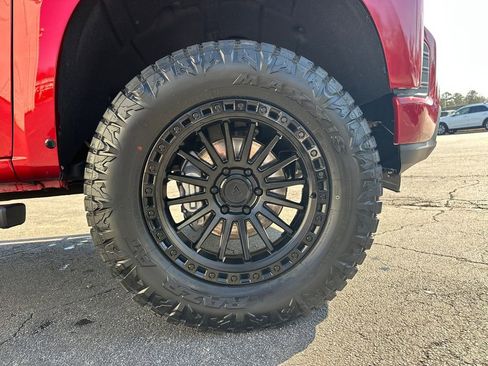 Used 2022 Chevrolet Silverado 1500 RST image 13