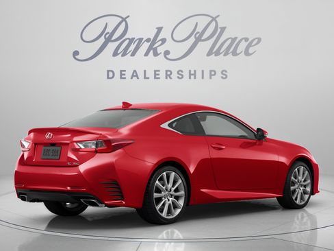 Used 2015 Lexus RC F w/ Premium Package RWD image 3