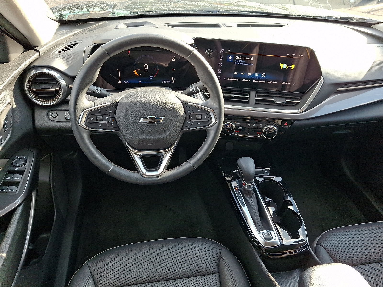 Used 2024 Chevrolet Trax ACTIV w/ Driver Confidence Package FWD image 11