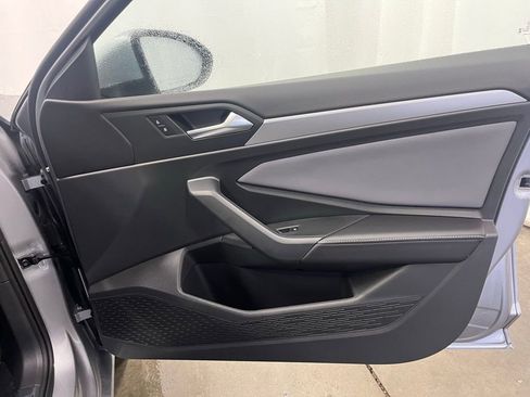 New 2026 Volkswagen Jetta SE image 11