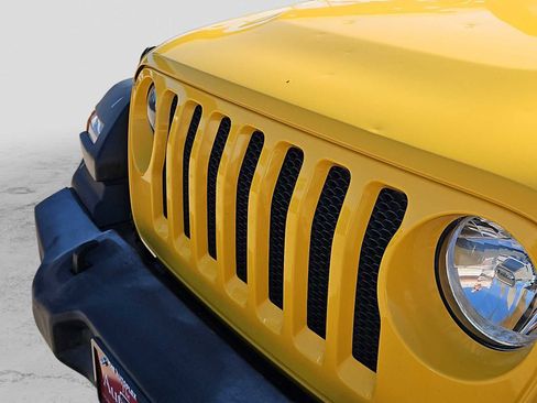 Used 2019 Jeep Wrangler Unlimited Sport S image 13