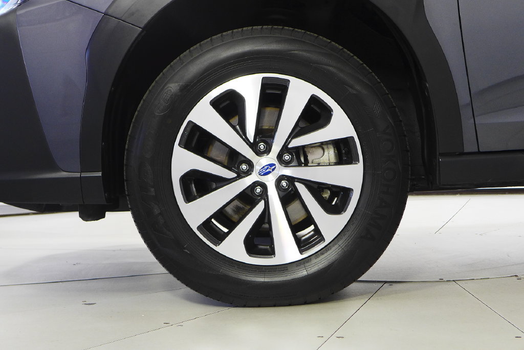 Certified 2024 Subaru Outback Premium AWD/4WD image 5
