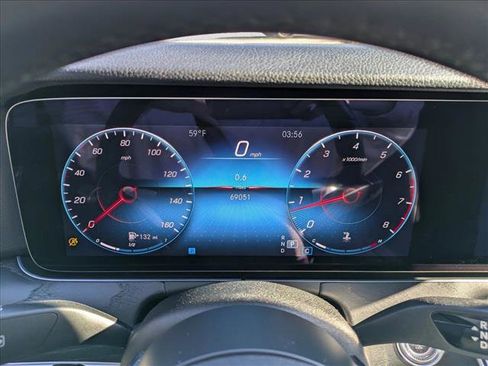 Used 2022 Mercedes-Benz E 350 Sedan image 10