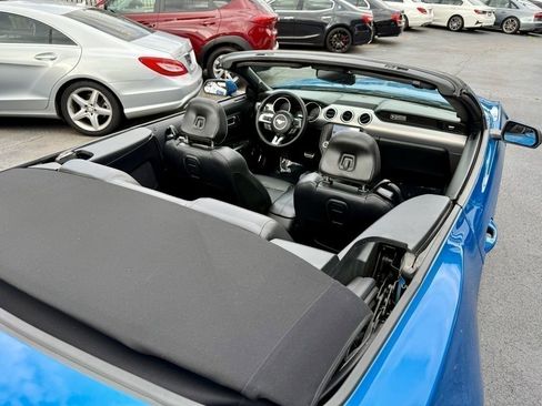 Used 2020 Ford Mustang Premium image 15